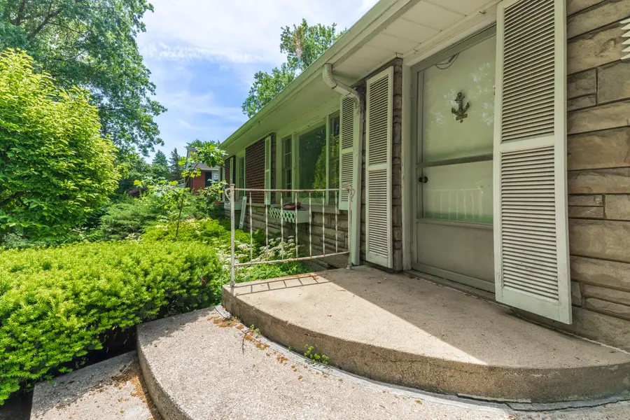 8570 Mattson Drive, Saint John, IN 46373 - #3