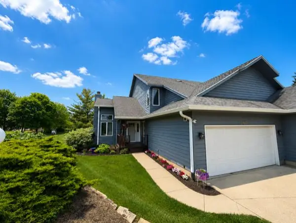 403 Sand Creek Drive N, Chesterton, IN 46304