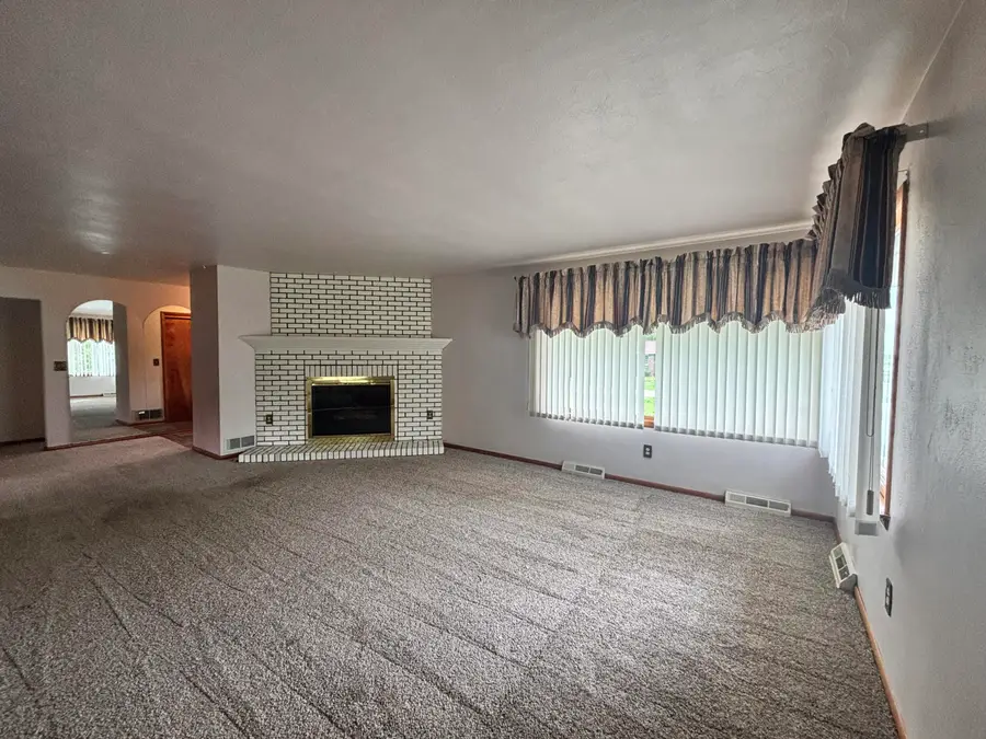 570 E Amsler Road, Rensselaer, IN 47978 - #3