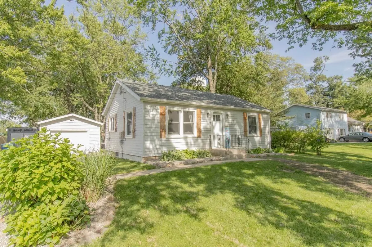 211 Woodland Drive, Lowell, IN 46356 - #1