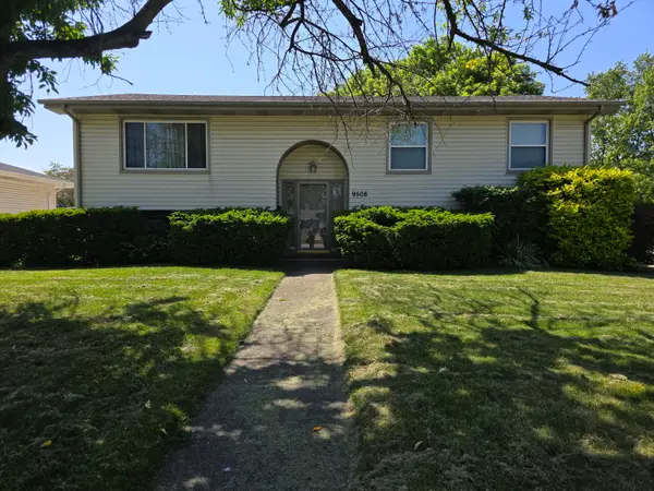 9508 Southwood Drive, Munster, IN 46321