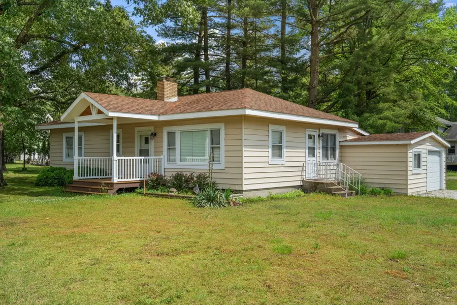 3872 S Hillcrest Road, Knox, IN 46534 - #3