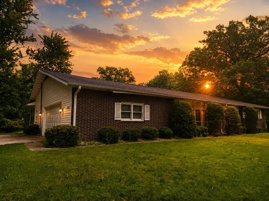 1850 W 53rd Avenue, Merrillville, IN 46410 - #2