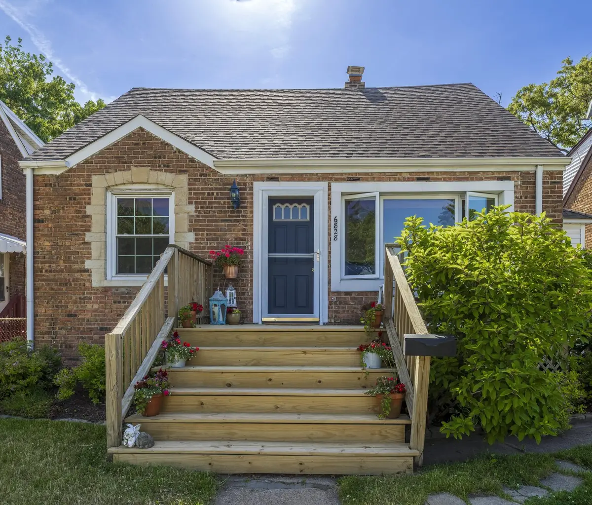 6828 Schneider Avenue, Hammond, IN 46323 - #1