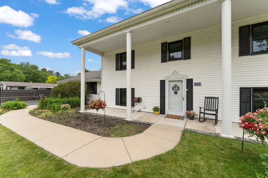 1261 Redbud Drive, Chesterton, IN 46304 - #2