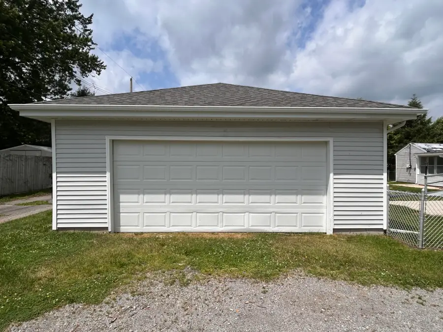 1001 W 38th Place, Hobart, IN 46342 - #3