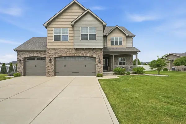 9967 Wisteria Lane, St. John, IN 46373