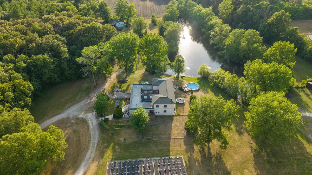 10792 N 600 E, Demotte, IN 46310 - #1
