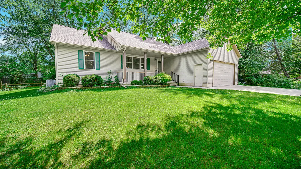 953 Portage Avenue, Chesterton, IN 46304 - #1