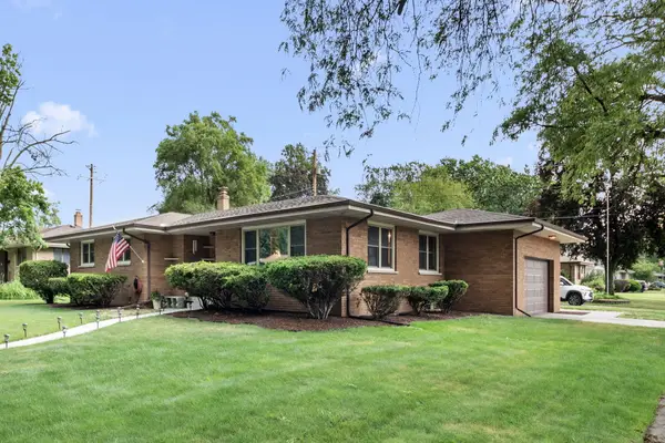 8423 Hohman Avenue, Munster, IN 46321
