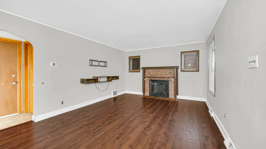 2131 Stanton Avenue, Whiting, IN 46394 - #2