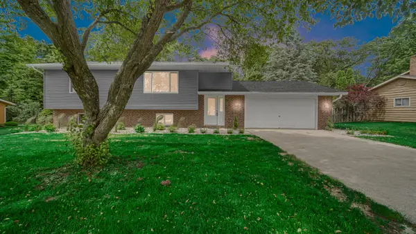 5939 W Van Gogh Trail, La Porte, IN 46350