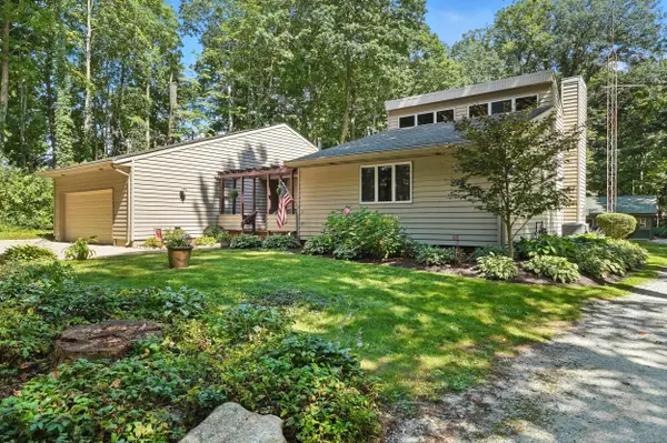 569 N 600 E, Westville, IN 46391