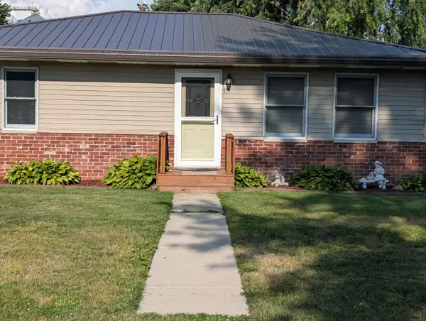 510 S Madison Street, Medaryville, IN 47957