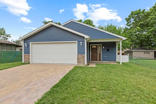 426 S Liberty Street, Hobart, IN 46342