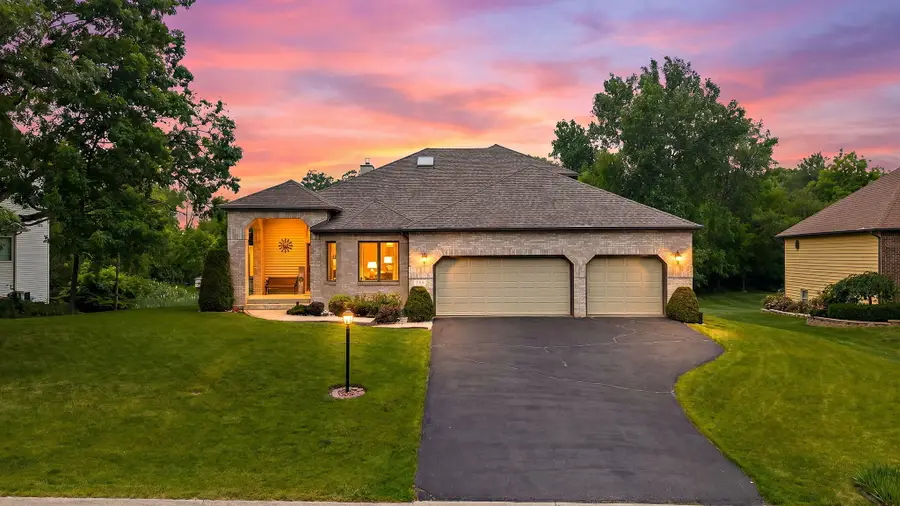 359 Tremont Lane, Valparaiso, IN 46385 - #3
