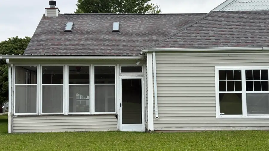 9247 Norris Drive, Hobart, IN 46342 - #3