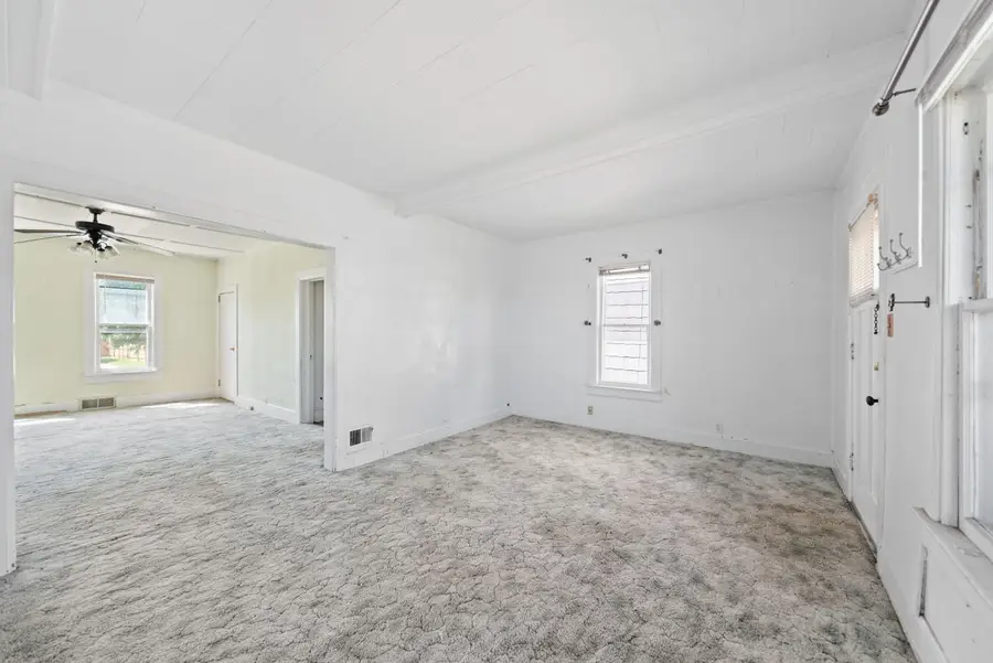 116 W Barker Avenue, Michigan City, IN 46360 - #3