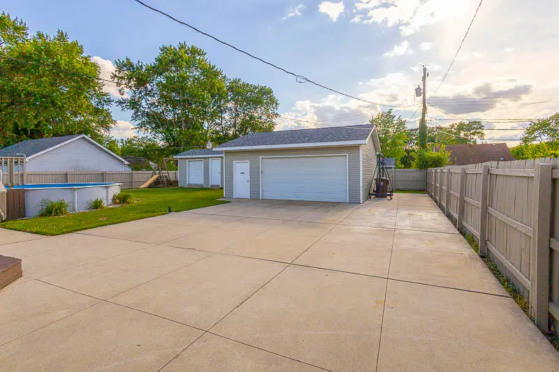 722 Capitol Road, Valparaiso, IN 46385 - #2