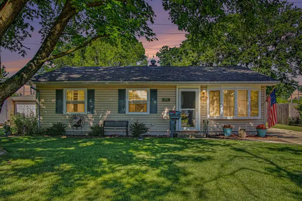 8016 Gordon Place, Highland, IN 46322