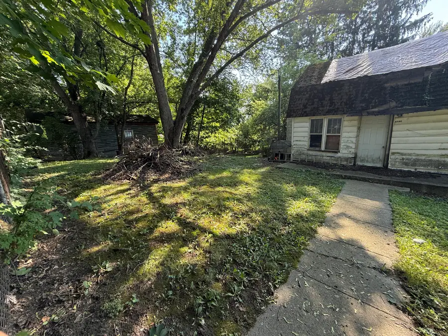 7674 N South Bend, New Carlisle, IN 46552 - #3