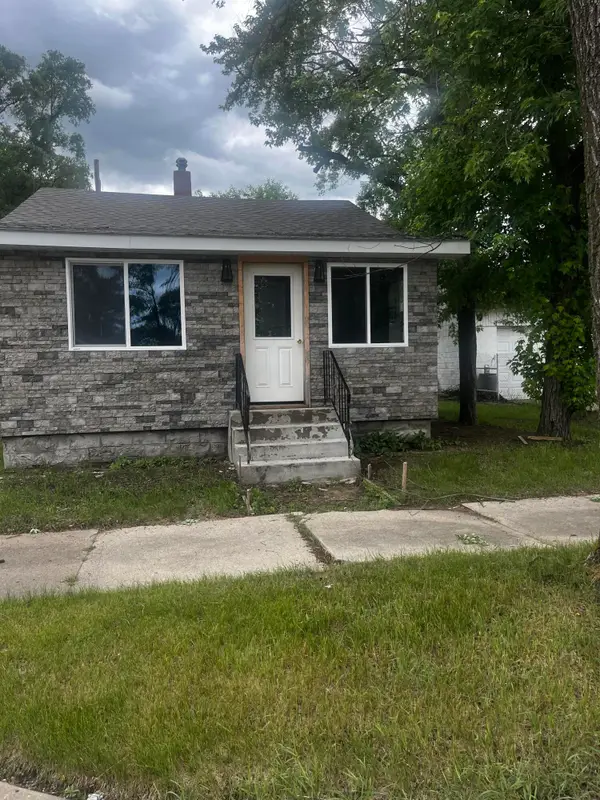 321 W 41st Avenue, Gary, IN 46408