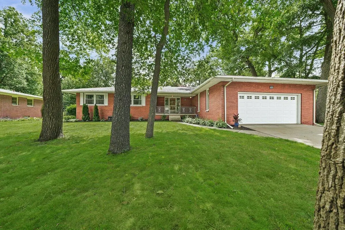 6315 Lakewood Avenue, Portage, IN 46368 - #1