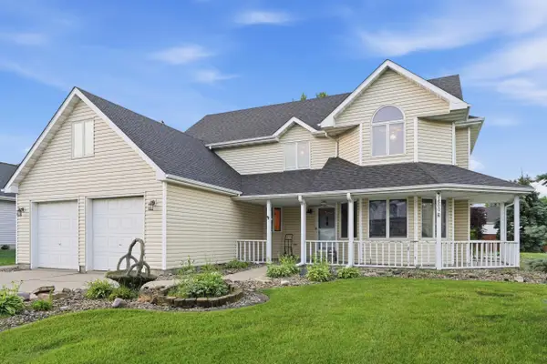 1500 W 96th Place, Crown Point, IN 46307