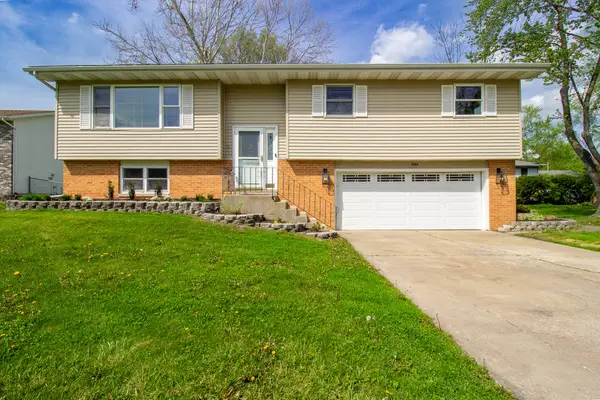 3063 Parkwood Place, Crown Point, IN 46307