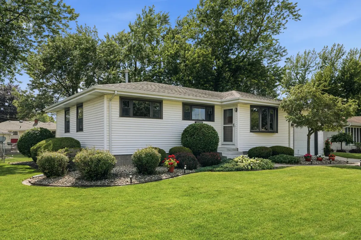 9008 Hess Drive, Highland, IN 46322 - #1