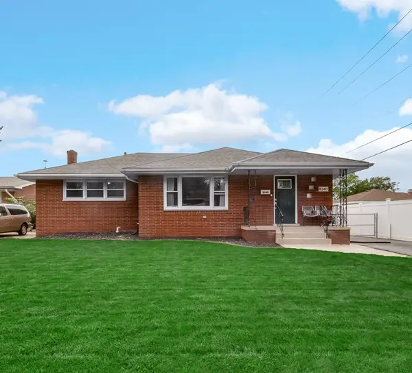 8340 Cottage Grove Place, Highland, IN 46322