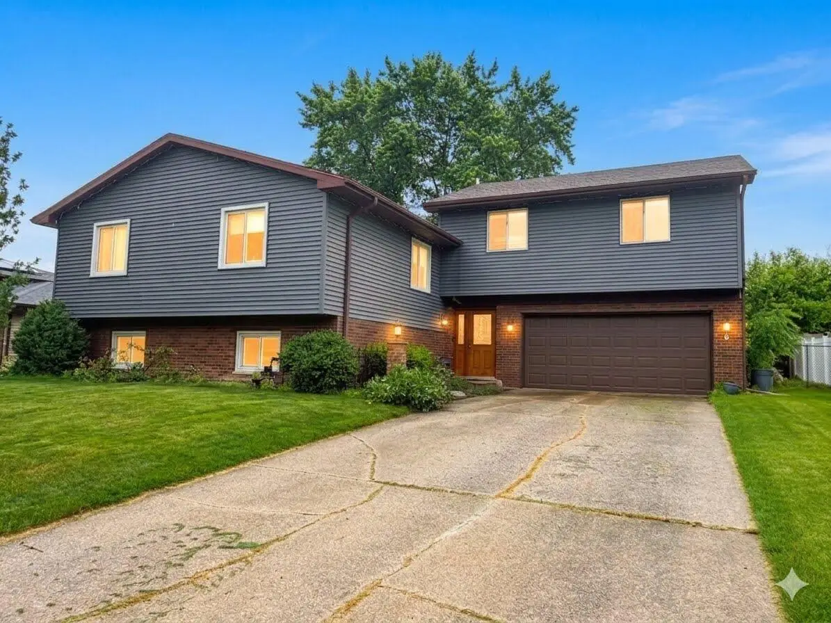 6297 Victory Avenue, Portage, IN 46368 - #1