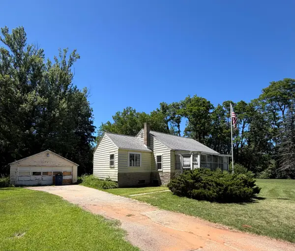 4974 N 600 W, La Porte, IN 46350