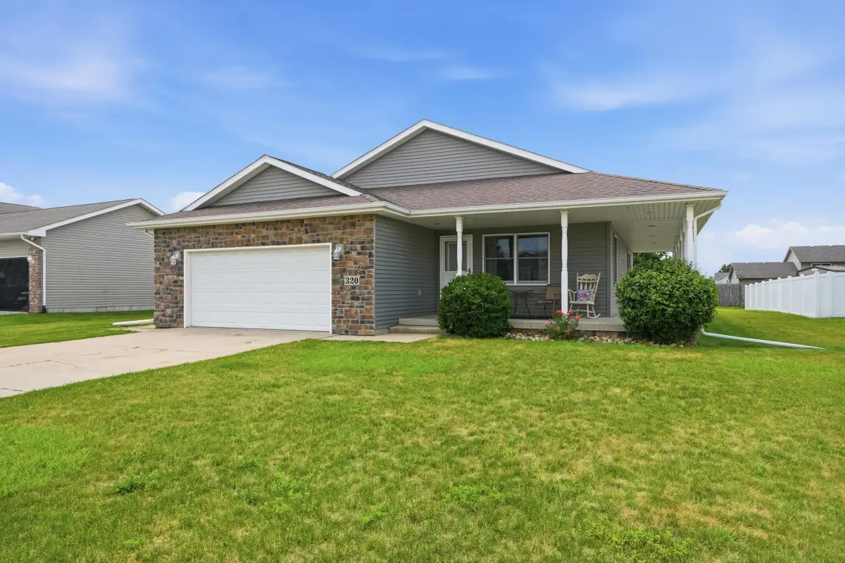 320 Ironwood Street Nw, Demotte, IN 46310 - #1