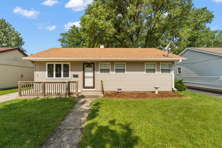8124 Sycamore Avenue, Highland, IN 46322 - #2
