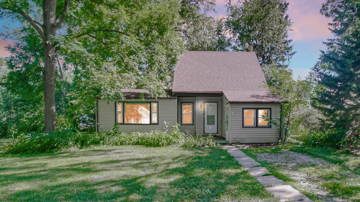 112 W 13th Street, La Porte, IN 46350 - #1