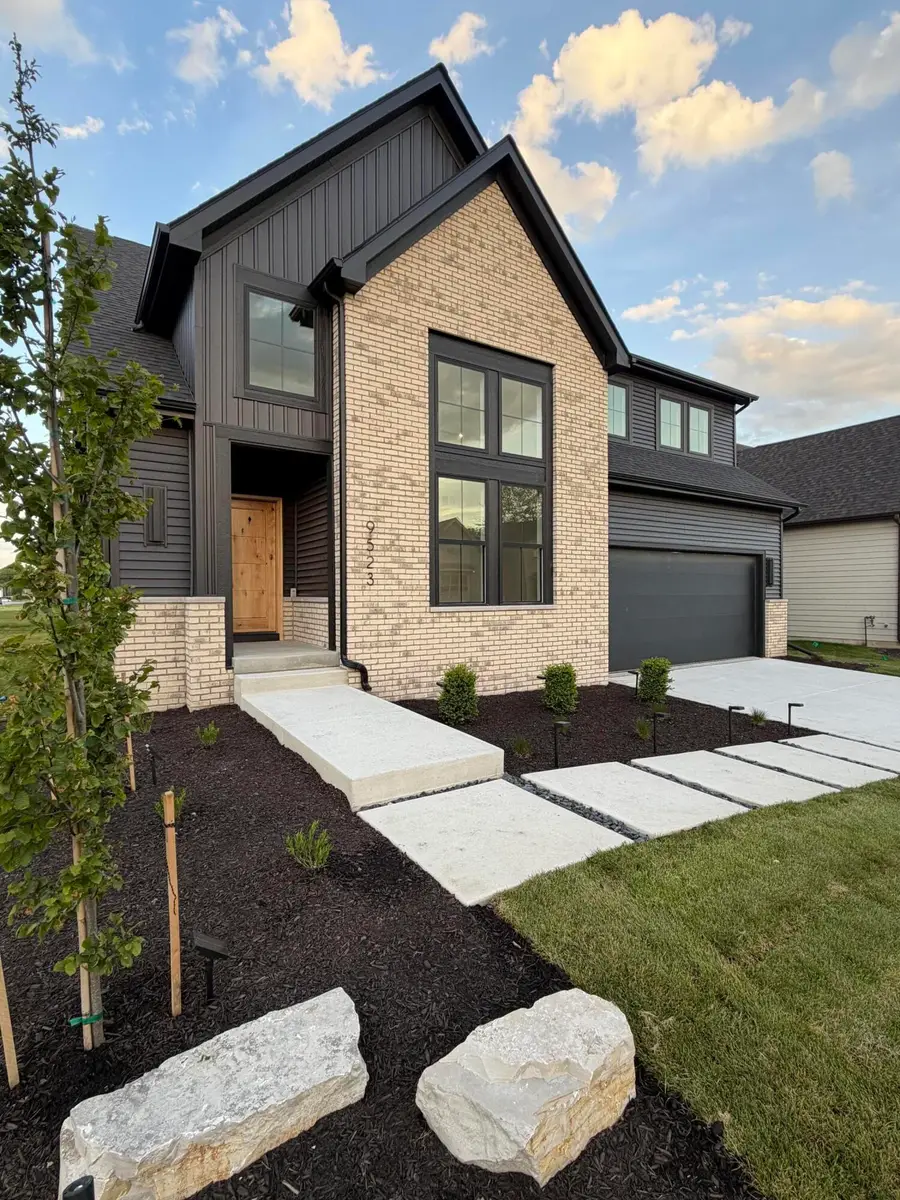 9523 Hook Street, Highland, IN 46322 - #2