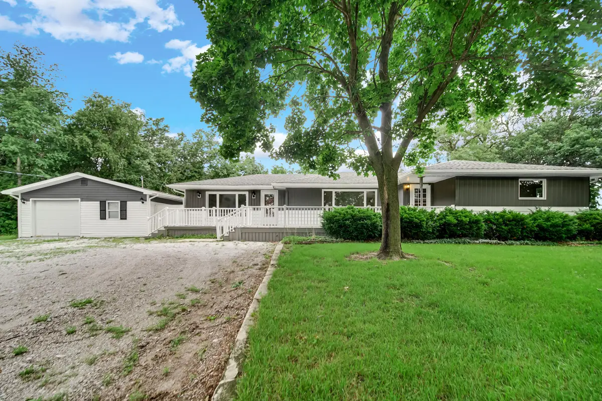 3218 E State Road 55, Fair Oaks, IN 47943 - #1