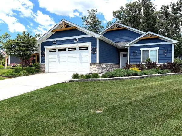 18 Levanno Drive, Crown Point, IN 46307