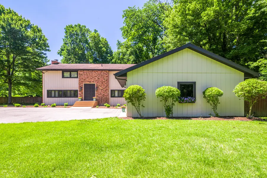 1552 W Horseshoe Bend, La Porte, IN 46350 - #2