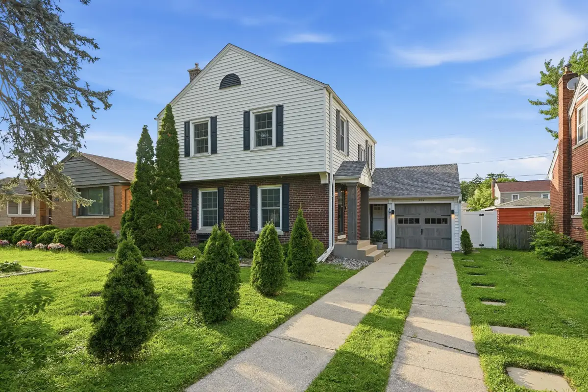 237 Sunnyside Avenue, Munster, IN 46321 - #1