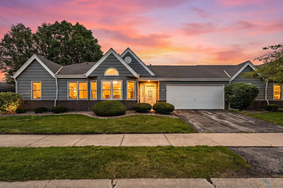 827 Kenmare Pkwy, Crown Point, IN 46307 - #1