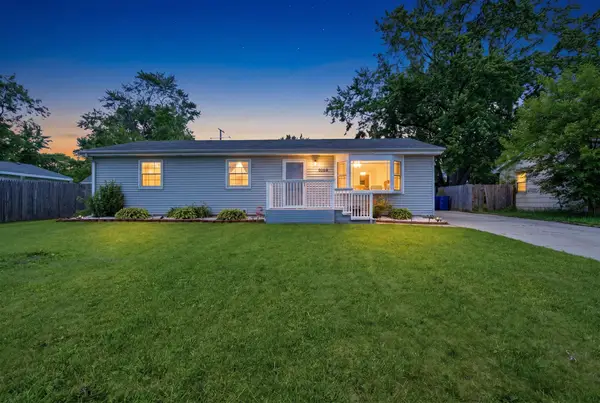 8004 Jennings Place, Merrillville, IN 46410