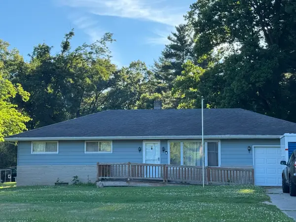 55105 Country Club Road, South Bend, IN 46628