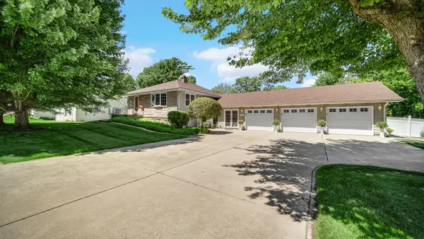 2266 Parke Street, Lake Station, IN 46405