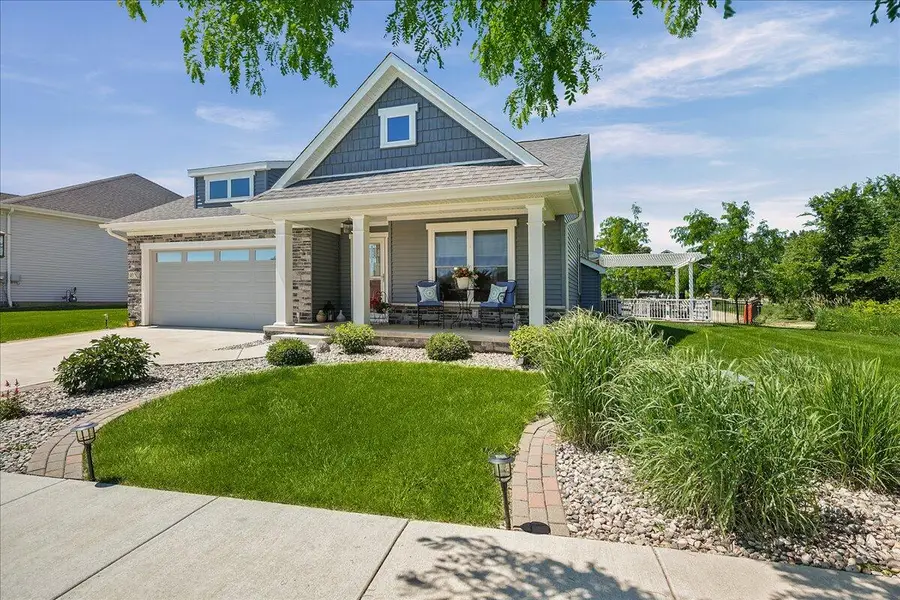 40 N Prairie Parkway, Valparaiso, IN 46385 - #3