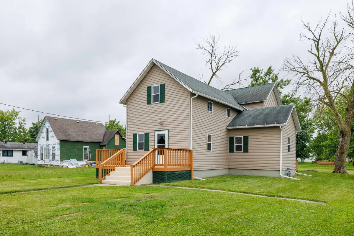 205 W Railroad Street, Kentland, IN 47951 - #1