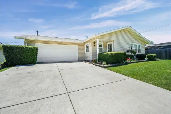 368 W 550 N, Valparaiso, IN 46385