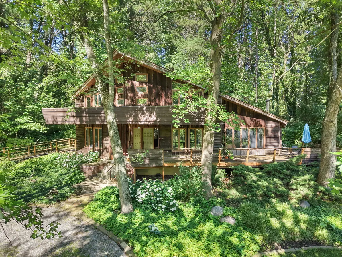 278 W 100 S, Valparaiso, IN 46385 - #1