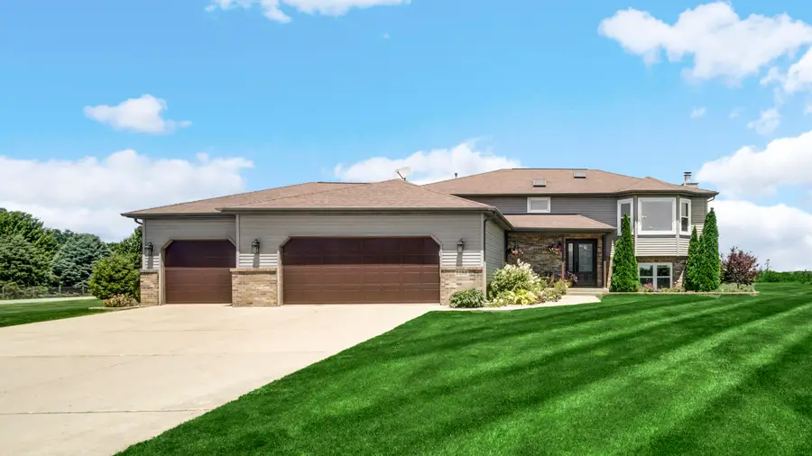 9196 W 196th Avenue, Lowell, IN 46356 - #2